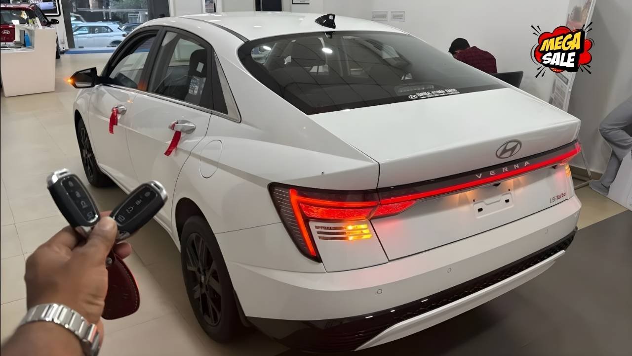 2025 Hyundai Verna Unveiled – 28kmpl Mileage, Sunroof, and 5 Secret Features at ₹5.49 Lakh