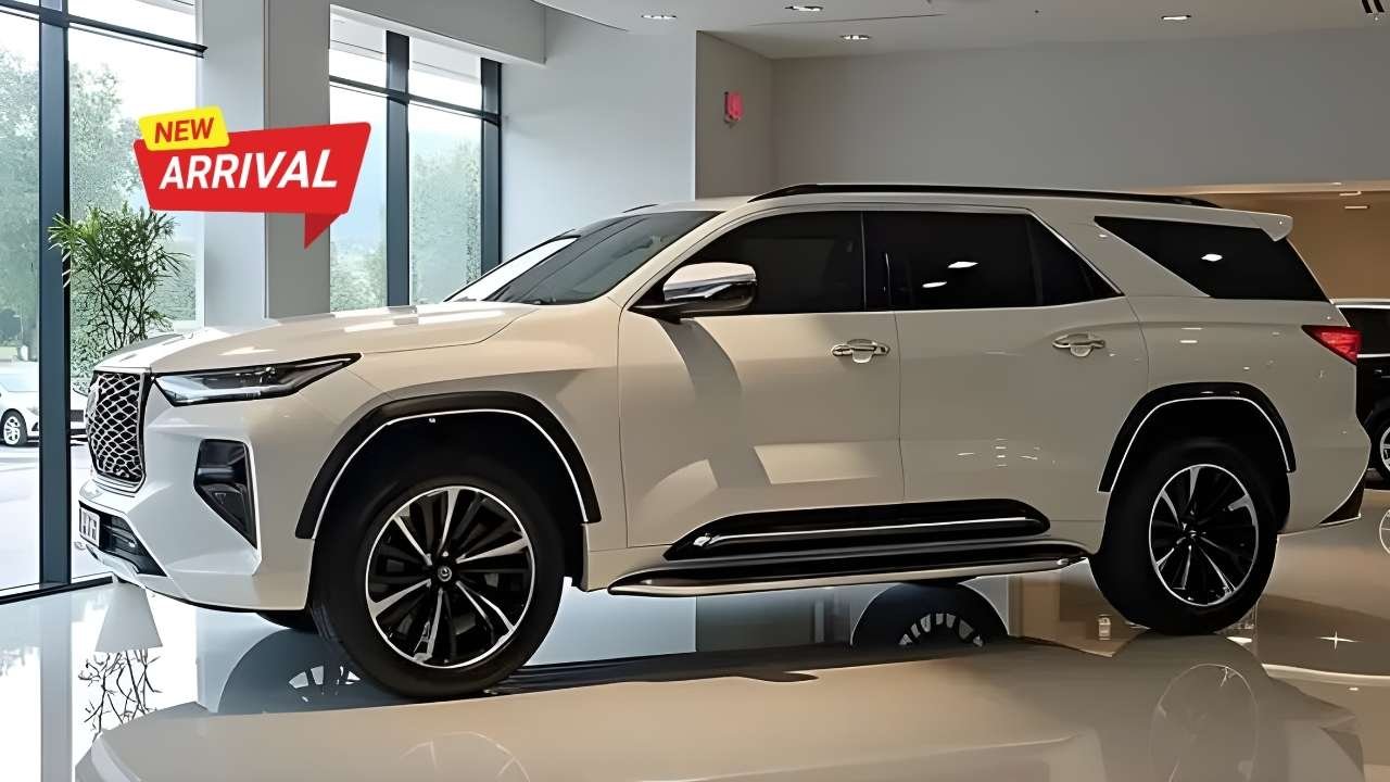 Toyota Fortuner 2025 Debut– Stylish Design, Powerful Engine & Impressive Mileage