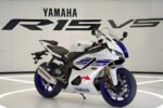 Yamaha R15 V5 2025 Launched Sporty Design, Track-ready Tech & High-Performance Thrill